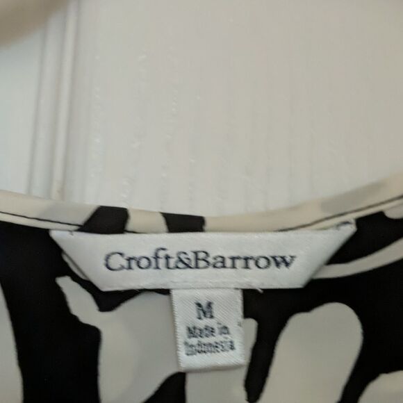 Croft & Barrow printed button down  top Sz M - Picture 4 of 5